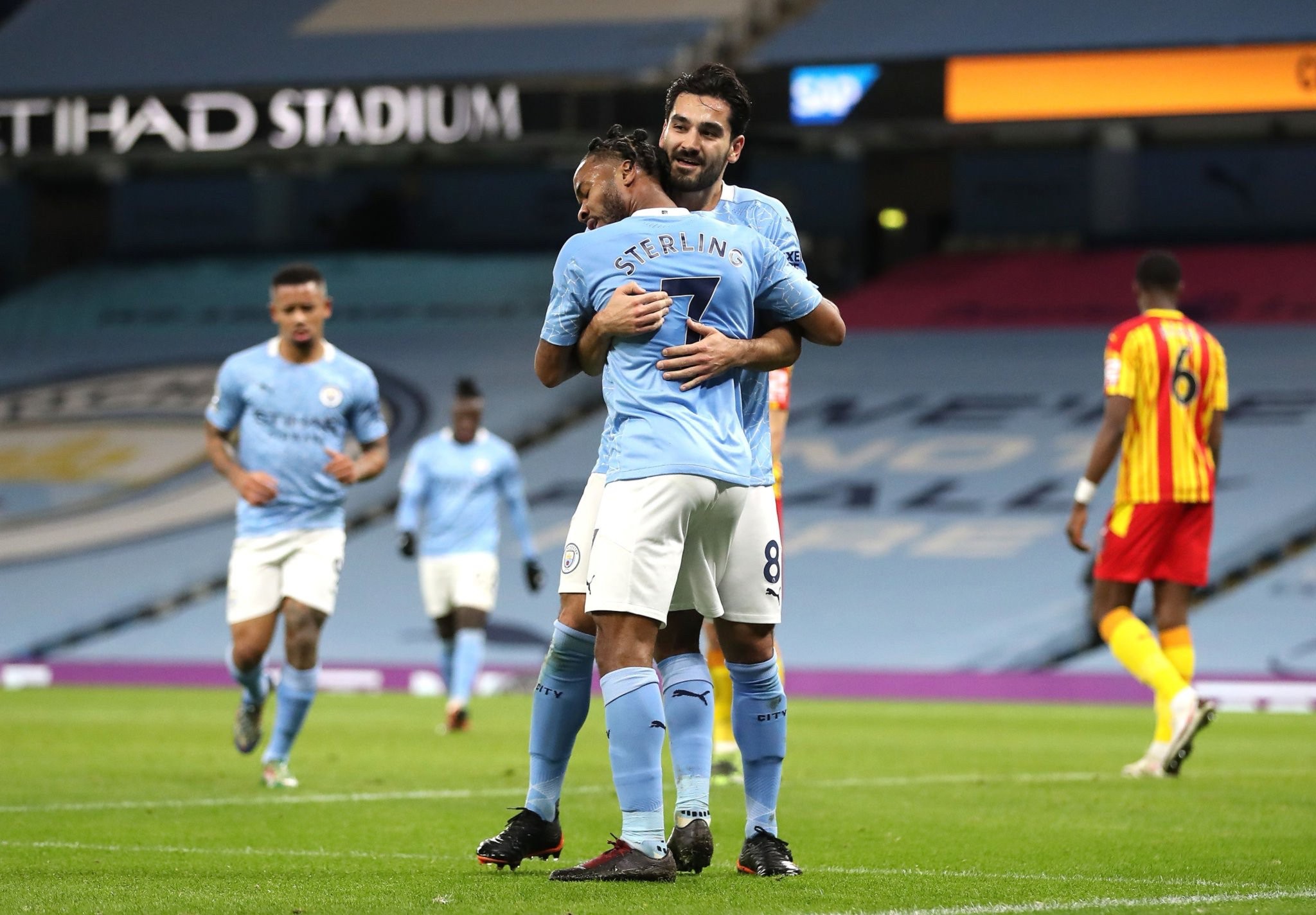 金额增长了 金额增长了